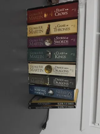 Pack Juego de Tronos (Inglés) + 2 Cómics Extra