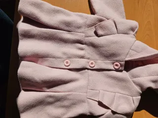 Abrigo bebe para 6 meses.