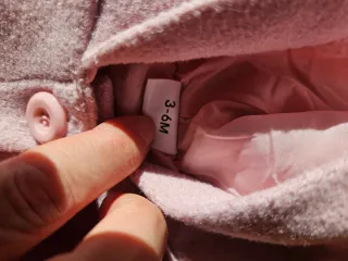 Abrigo bebe para 6 meses.