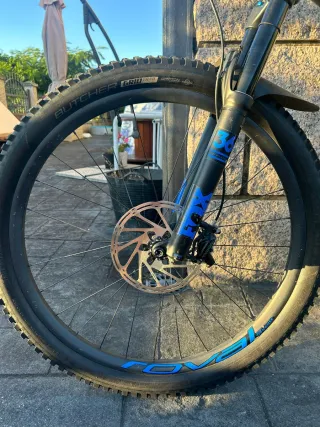 Bicicleta Specialized Stumpjumper Expert Carbono