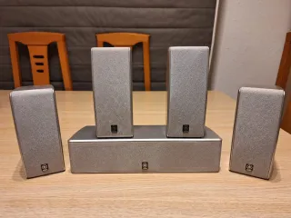 Yamaha altavoces 5 unidades de gran sonido