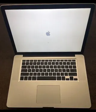 Apple MacBook pro 15