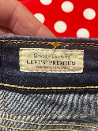 Pantalón Levis 511 hombre azul. Casi nuevos.