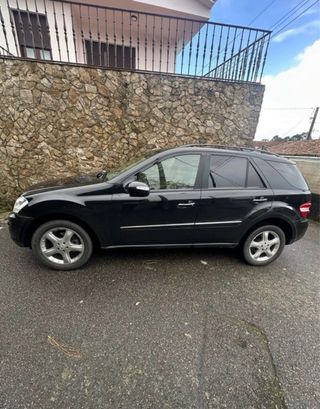 Mercedes-Benz ML 320