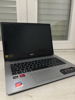 ORDENADOR sobre-mesa ACER