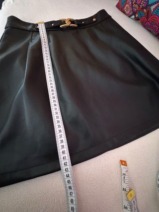 Minifalda piel sintética Naf Naf