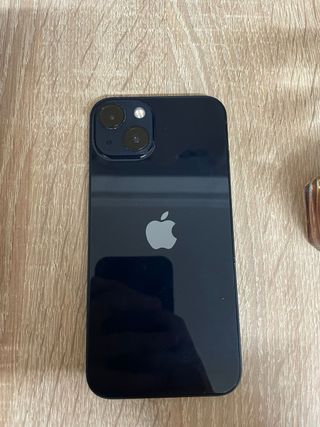 iPhone 13 media noche