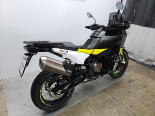 HUSQVARNA NORDEN 901 2024 15059 kms.