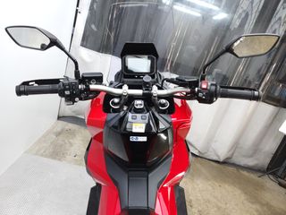 HONDA X-ADV 2024 24225 kms.