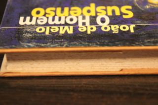 O Homem Suspenso de João de Melo