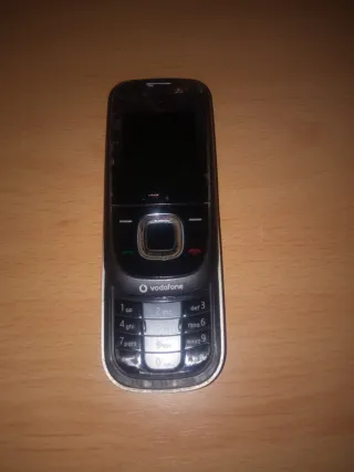 3 Teléfonos móviles antiguos