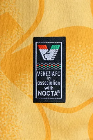 Camiseta Fútbol Venezia Fc 2025/26 Dorada Vintage
