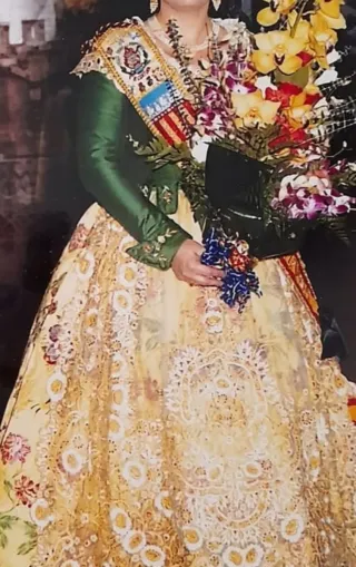 Alquiler traje fallera adulta