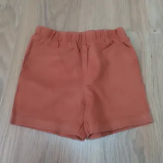 Conjunto 2 camisas mais um par de calções Primark