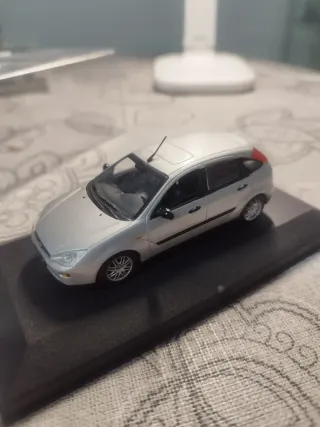 Ford Focus mk1 1/43