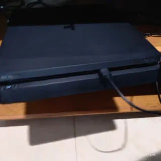 Ps4 de 1 tera con mandos