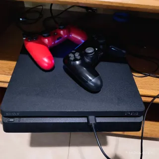 Ps4 de 1 tera con mandos