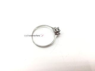 anillo oro 18k con piedra con circonita