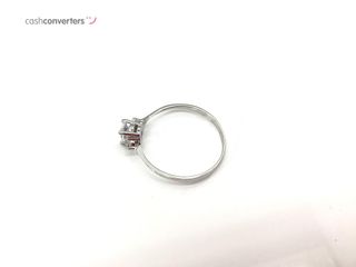anillo oro 18k con piedra con circonita