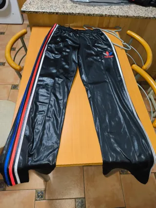 Chándal Adidas Chile 62.