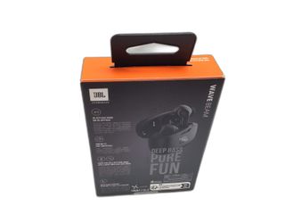 in-ear jbl wave beam