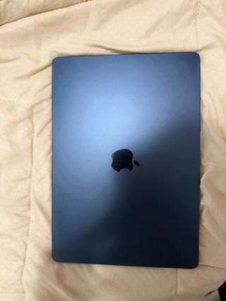 Macbook air m2 2023 15 inch con caja y factura