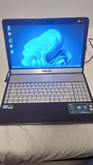 Asus N55SF | Core i7 | GT 555M | SSD | 1080p