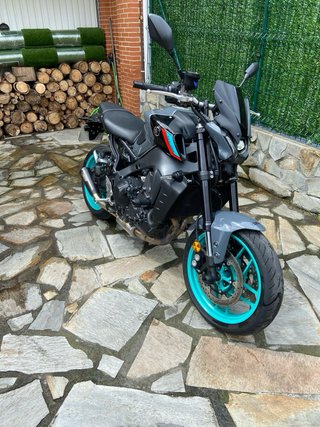 YAMAHA MT-09 del 2022