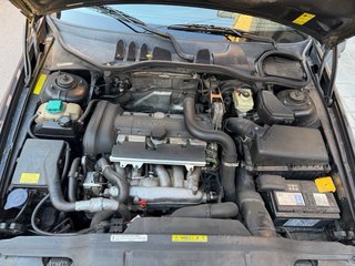 Volvo C70 2.4T 200CV Turbo Manual