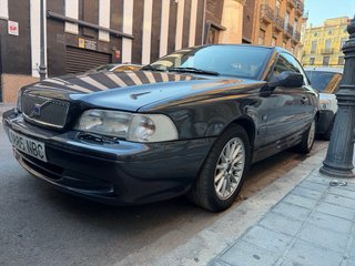Volvo C70 2.4T 200CV Turbo Manual