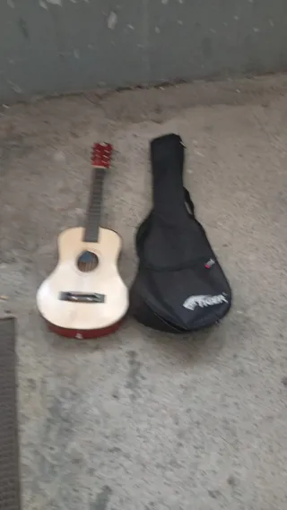 Guitarra Niño con Funda