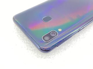 samsung galaxy a40 64gb 4ram