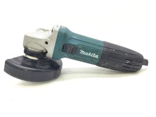 radial makita ga4530