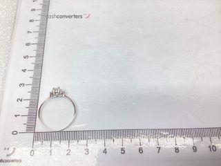 anillo oro 18k con piedra con circonita