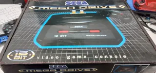 SEGA MEGADRIVE II Caja y Sonic