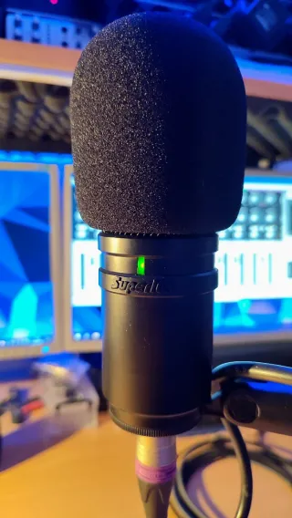 Micrófonos Condensador Superlux E205