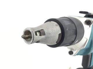 taladro a bateria makita dfs452