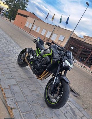Kawasaki z900 2022