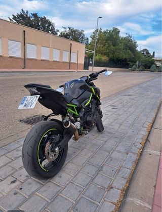 Kawasaki z900 2022