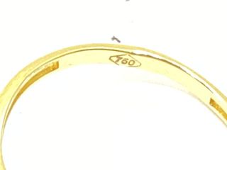 anillo oro 18k con piedra con circonita