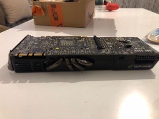 Vendo tarjeta gráfica NVIDIA GeForce GTX 480.