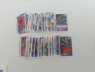 Lego Marvel, cartas y figuras