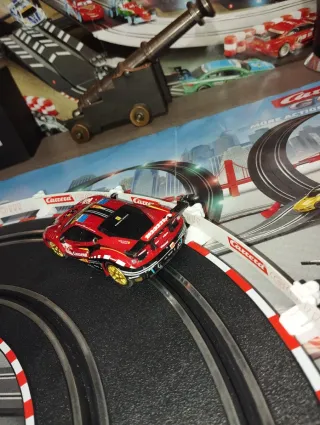 Scalextric Compact/Carrera 1:43 Coche Ferrari GT