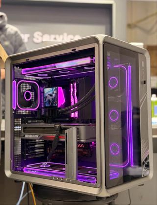 pc gaming 9800x3d 5070ti 32g ram