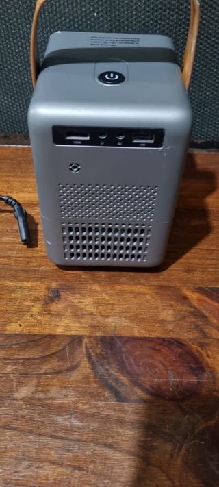 mini proyector WiMiUS P61.