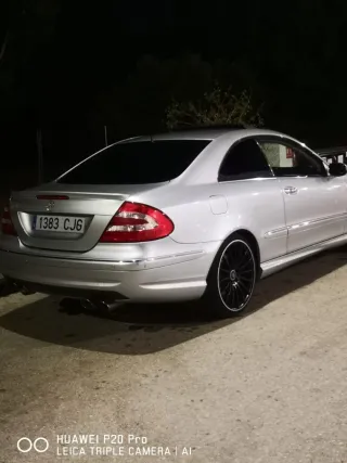 Mercedes-Benz  CLK 2004