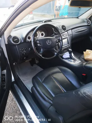 Mercedes-Benz  CLK 2004