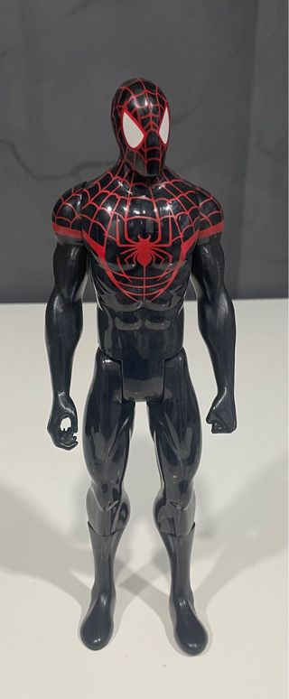 Figura Spiderman Miles Morales Marvel 30cm