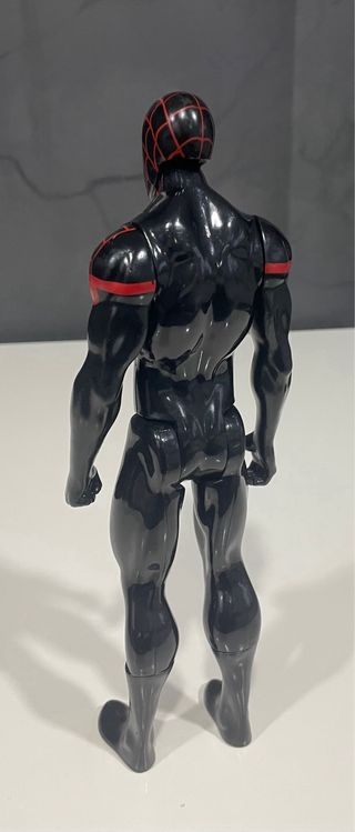 Figura Spiderman Miles Morales Marvel 30cm