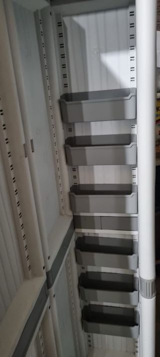 Armadio in Resina Terry Stretto (Multiuso/Scopa)